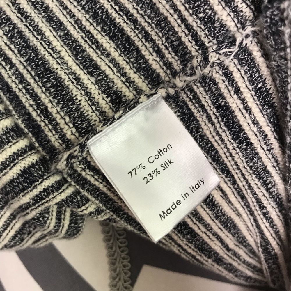 ❌SOLD❌ Billy Reid Soft Crewneck Silk Light Sweater - Picture 5 of 8